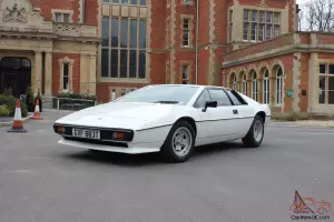 Lotus Esprit S2 in Monaco White (1979)
