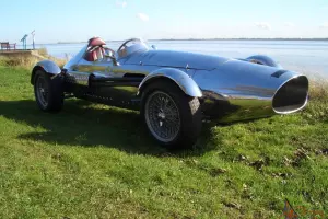  MASERATI REPLICA 250 F GP REPLICA CAR 