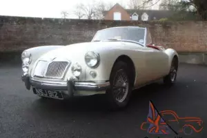 1957 MGA 1500 ROADSTER in OLD ENGLISH WHITE