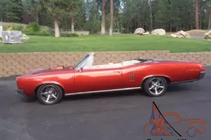 1967 Pontiac Le Mans Photo
