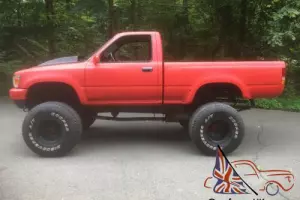 1989 Toyota Pickup 1/2 TON SHORT WHEELBASE DLX