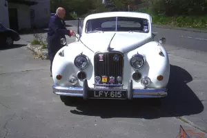  JAGUAR MK VIIM WHITE CLASSIC CAR 1955 TAXED(FREE) AND MOT