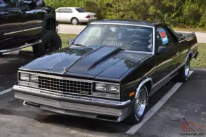 CHEVY EL CAMINO 1983 GMC CABALLERO--SUPER RARE
