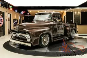 1956 Ford F100 Pickup Restomod