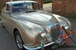 1968 JAGUAR OWNED DAIMLER V8 250 FOR SALE