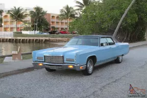 1972 Lincoln Continental 4 Door Beautiful Rust Free Condition Runs PERFECT!