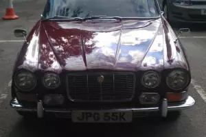  1972 S1 Jaguar XJ6 4.2 auto. Regency red/biscuit. 