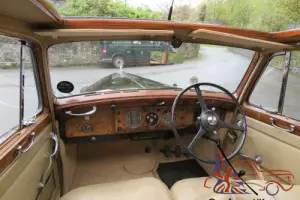 1947 Bentley MK VI 4 door Saloon B119BG