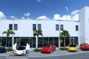 GARAGE KEPT