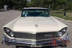 1959 Lincoln Continental Mark IV Photo