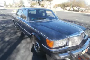 Mercedes-Benz : 400-Series SEL Photo