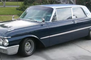 1961 FORD GALAXIE, 2-DOOR HARDTOP