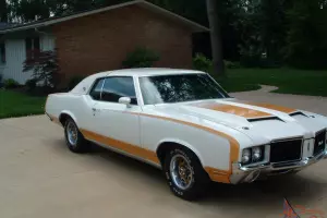 1972 Hurst Olds Indy Pace Car w/Power sunroof 1 of 220 made