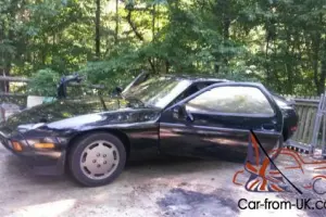 1982 Porsche 928 Photo