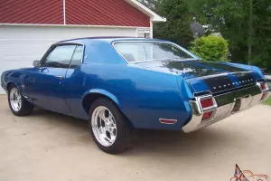 1972 OLDSMOBILE CUTLASS BUCKETS CONSOLE GREAT HURST 442 W32 CLONE NEW MOTOR