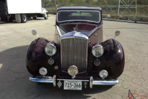 1948 Bentley MVI Hooper Saloon