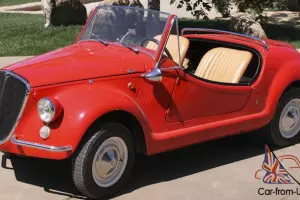 Fiat : 500 red