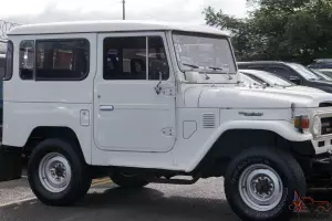 Toyota : Land Cruiser FJ40/BJ40/BJ42