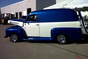Ford: F1 Panel Van / Hot Rod F1 1/2 Ton