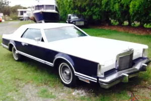 Lincoln 1978 Bill Blass Edition in QLD Photo