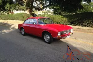 Alfa Romeo 1600 GT Junior. Fully restored example, with only 31261 Genuine miles