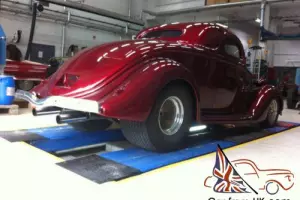 1935 Ford 3W coupe Hot Rod