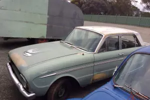 Ford Falcon XM DELUXE1964 4D Sedan 3 SP Manual 2 8L Carb