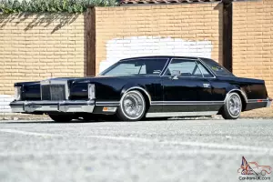 1979 Lincoln Continental Mk5 Slammed on Air Ride One Owner Only 49k miles Black
