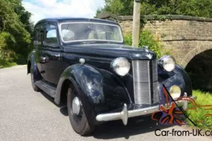 Austin 16 Saloon 1948, a Great British Classic car.