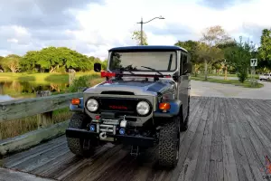 Toyota : Land Cruiser FJ 40
