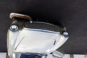 Volvo P1800 1963 Early Bull horn bumber model. Needs total restoration.