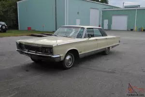 Chrysler : New Yorker standard