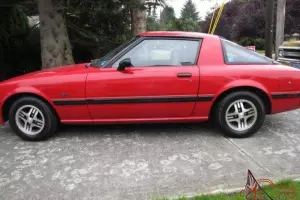 Mazda : RX-7 S