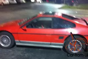 1986 Pontiac Fiero Photo