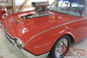 1961 Ford Thunderbird