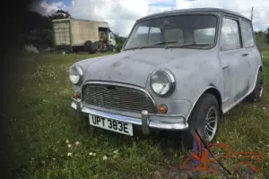 1967 AUSTIN MINI SUPER DELUXE
