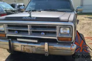 1989 Dodge Ramcharger AW-100