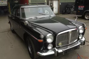 Rover 3.5 litre P5b coupe ex Mod- James Callaghan , spares repair restoration