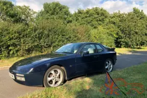 Porsche 944 S2