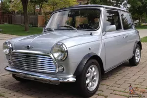 Mini : Classic Mini 1971 - 1000cc 4 Speed LHD