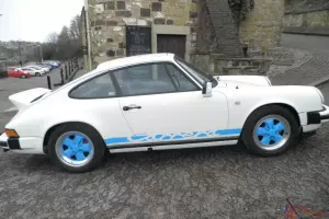  Stunning Porsche Carrera RS tribute 