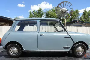 1960 Morris Mini Austin Mini Cooper-Rustfree Nice and Neat. Great Project