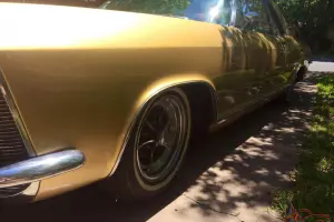 Beautiful 1965 GOLD Buick Riviera