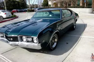 1968 Oldsmobile 442 numbers matching, beautiful driver.