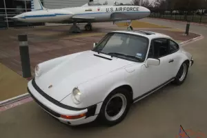 Porsche : 911 SC