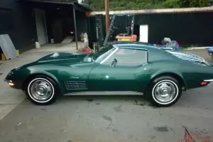 1971 CHEVROLET CORVETTE STINGRAY 4 SPEED C3 GREEN COUPE SURVIVOR NCRS VETTE