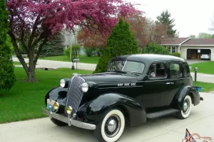 1936 Oldsmobile original auto