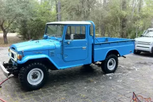 1977 Toyota Land Cruiser FJ45 Pickup