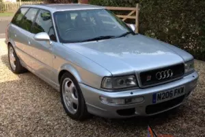 Audi RS2