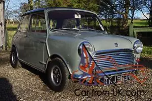  1969 MkII Morris Mini Super Deluxe 